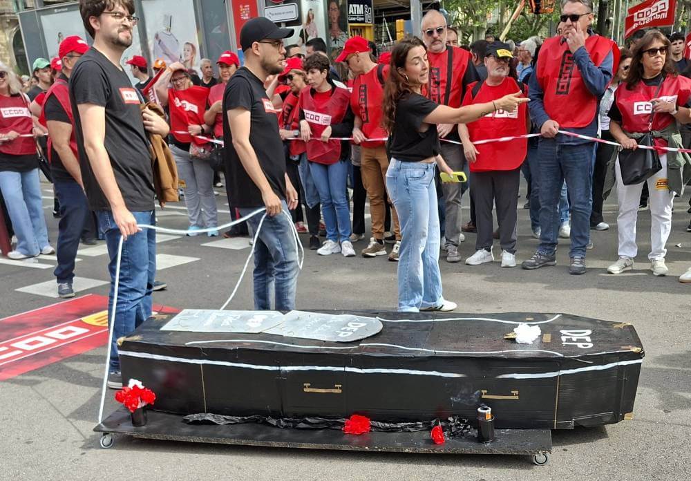 1 DE MAYO 01052026 RIP SALARIS PRECARIS 20260501 111408