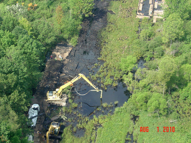 350org kalamazoo river spill 2010 800x600