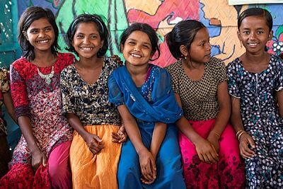 ACNUR NIAS REFUGIADAS opt