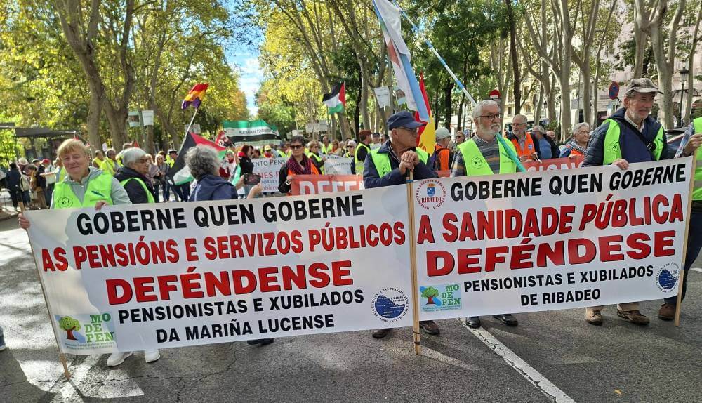 COESPE 25102025 MANI PANCARTA DE RIBADEO Y LUCENSE 20251025 113254