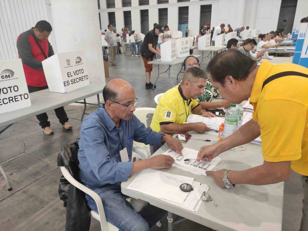 Ecuador votaciones en Barcelona IMG 20231015 1040382288