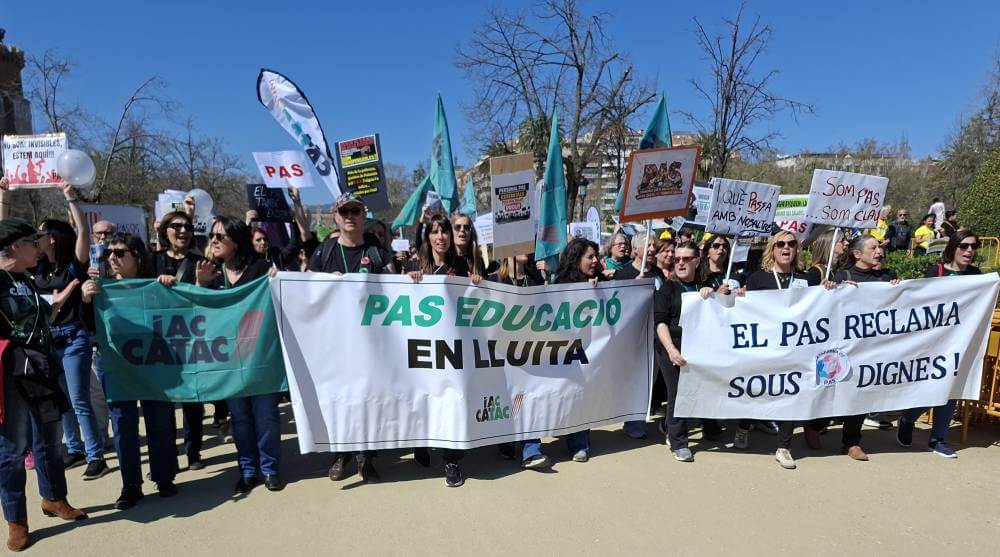 Eduacio 20032026 pancartes 20260320 133507