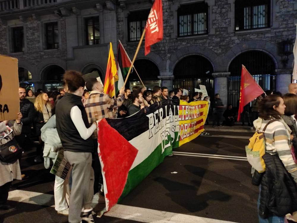 Gaza senyera catalana IMG 20231111 180521dismi
