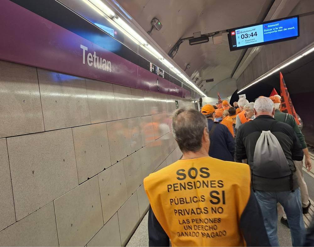 Marea pensionista 29092025 salida de los pensionistas en Tetuan 20250929 103122