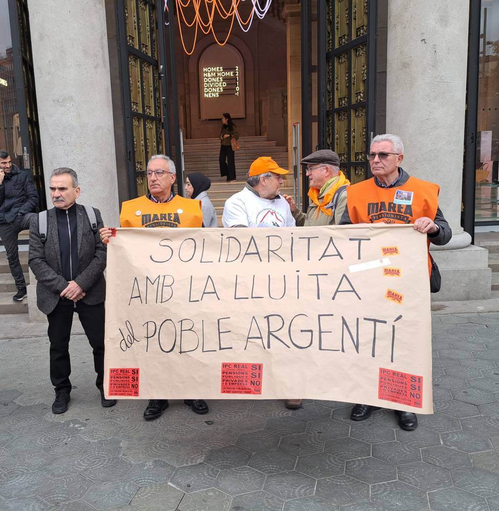 Marea pensionista manifestacion 29012024 Angel Tubau i Ramon Franquesa 20240129 104917 disminui 1014