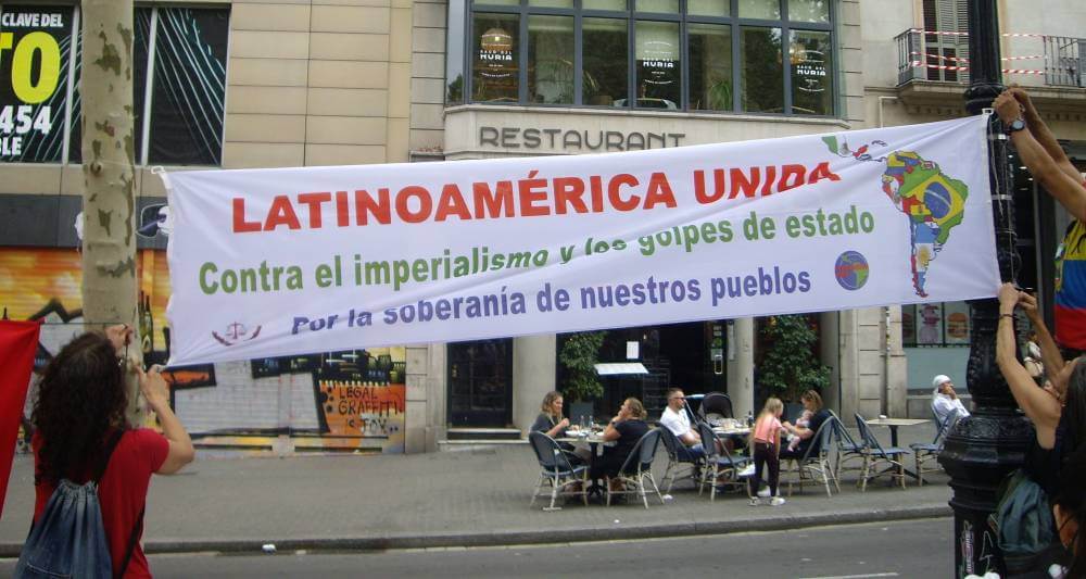 Peru latinoamerica unida contra el imperialismo y los golpes de estado IMGP8173
