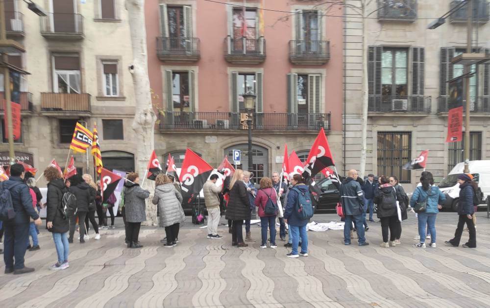 SAD CGT FRENTE A LA SEDE DE UGT IMG 20231212 094429