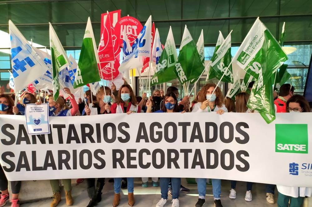 SATSE protesta de satse por el sufrimiento laboral y retributivo de las enfermeras en la crisis del covid