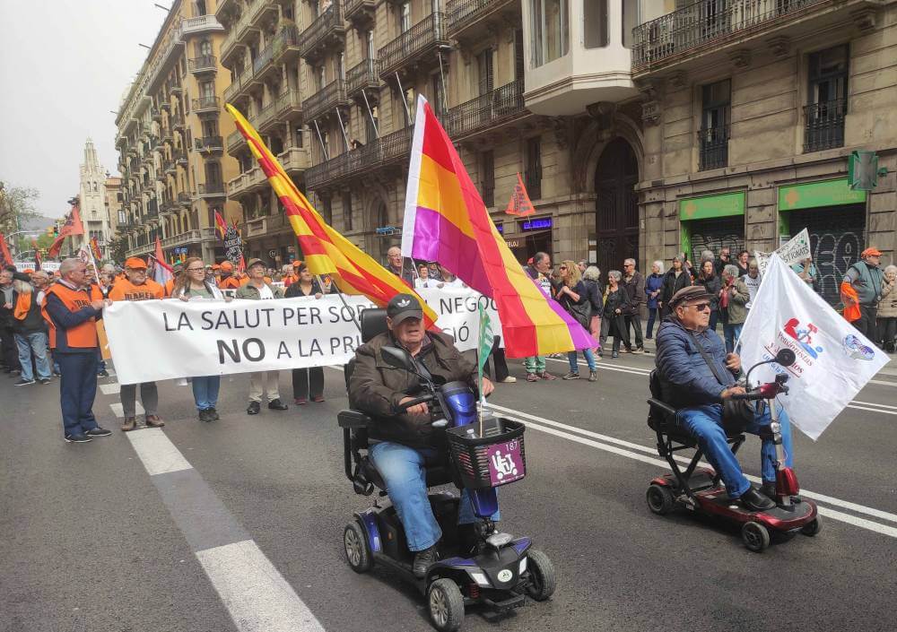 Sanitat 07042024 la salut per sobre del negoci capelera manifest con dos motos 1712514984390 dism 997 k