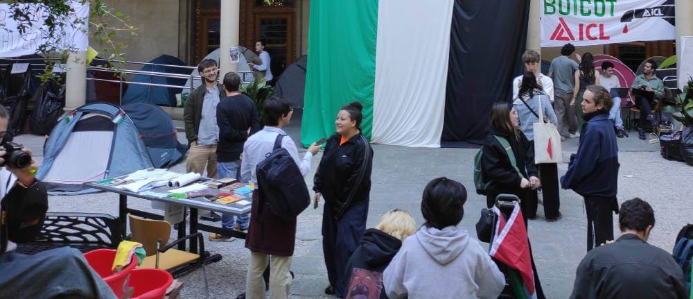 Universitat de Barcelona bandera palestina enorme 1715182787293 985 k