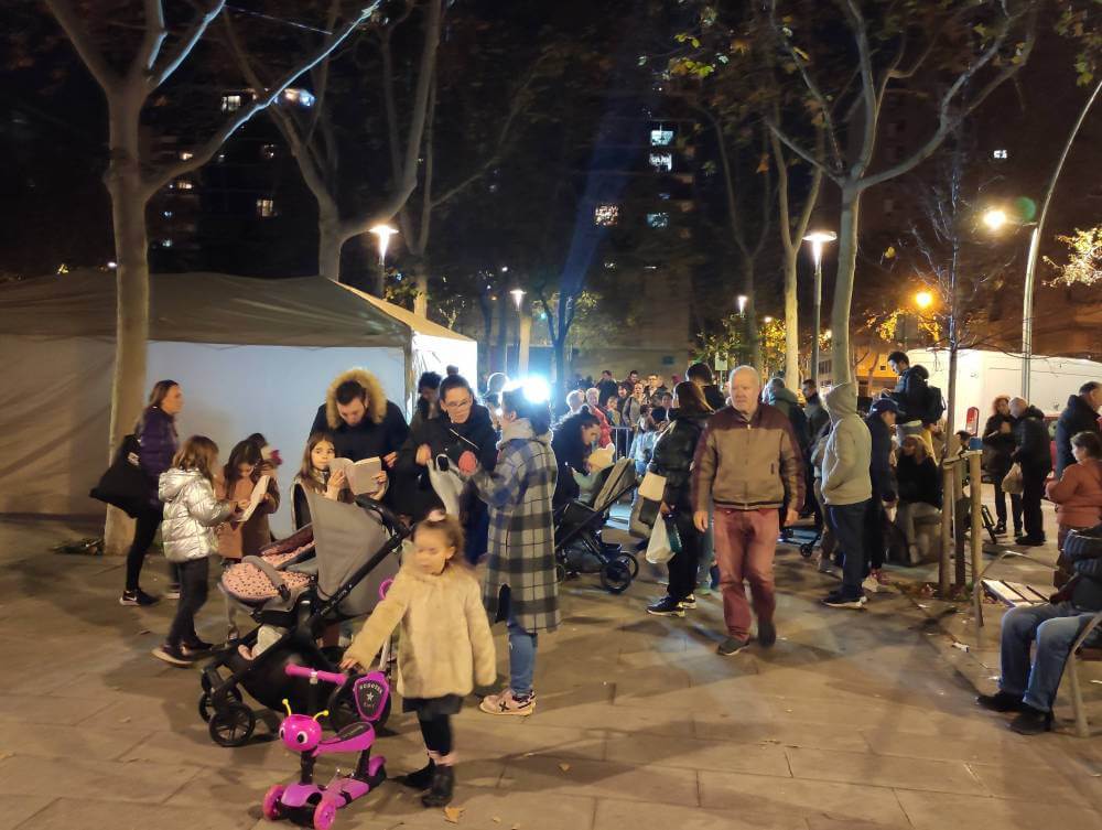 Verneda Sant Marti 23122024 tradicional festa del caga tio a la plaa de la palemera 7 1734978715892 864 k