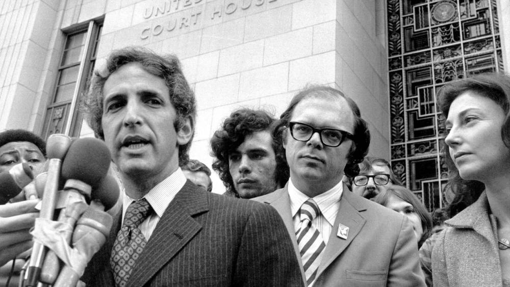 World socialist web site daniel ellsberg en una foto darxiu