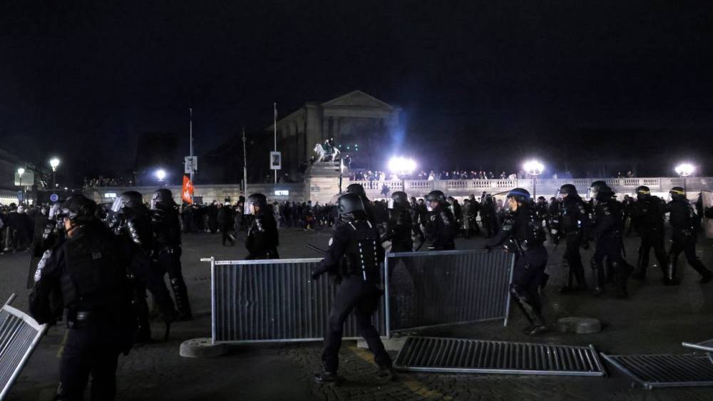 World socialist web site estallan enfrentamientos en toda Francia despues de que Macron