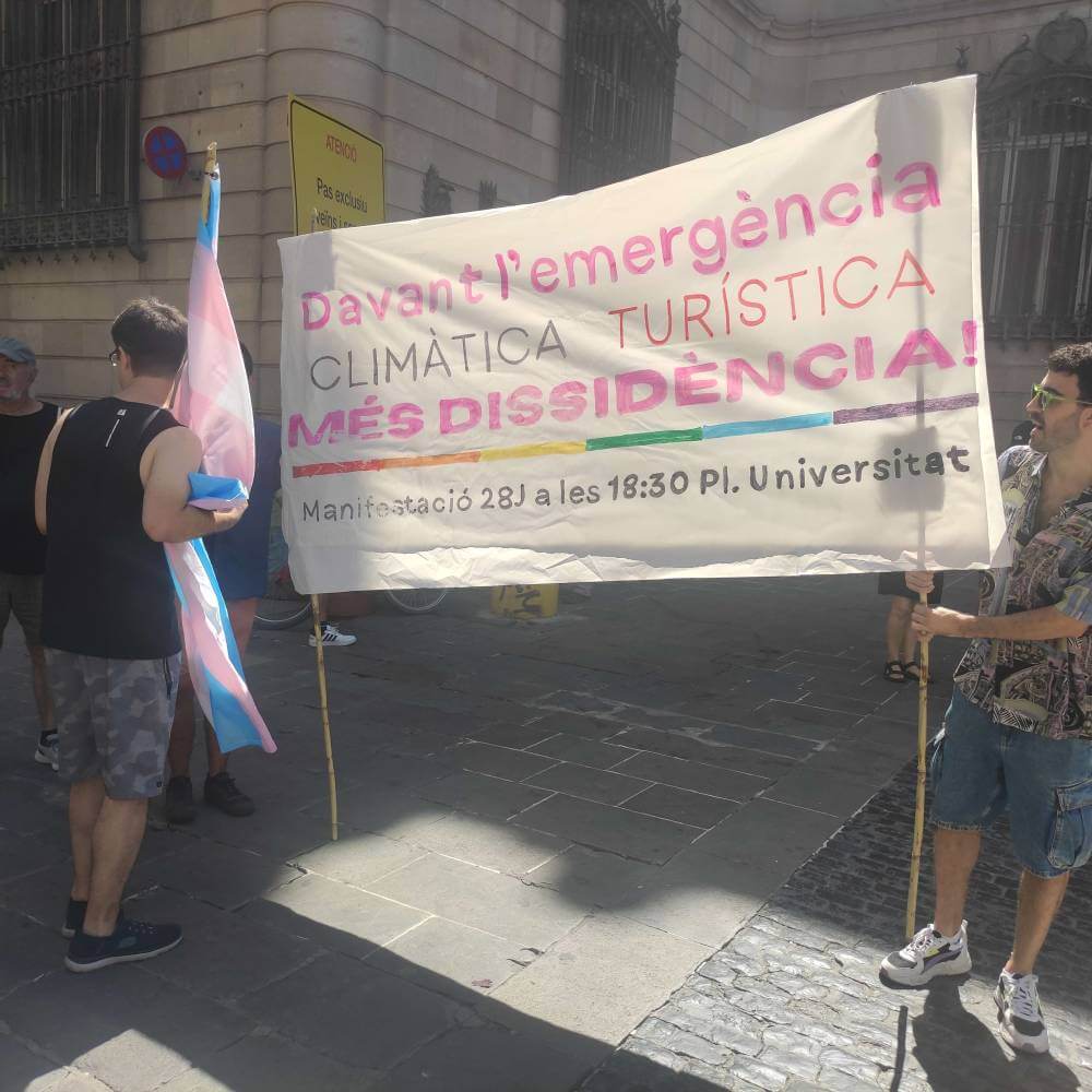 ZEROPORT cONCENTRACIO PLAA SANT JAUME CONVOCANT MANIFESTACIO GAY A LA TARDA A LA PLAA UNIVERSITAT 1751205613320 723