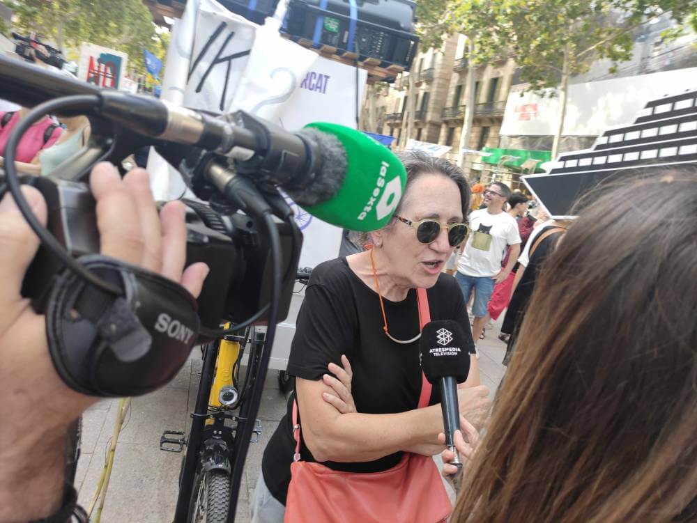 Zeroport manifestacio 06072024 organitzadora parala davant les televisions presents 1725217235529 972k