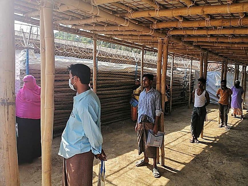 acnur refugiados rohinghas en un campamento en Cox Bazar en Bangladesh opt 1