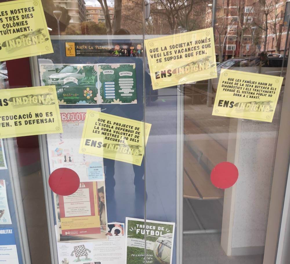 cOLEGIO LA PALMERA LA EDUCACION NO SE VENDE SE DEFIENDEc4b9bd1c 2945 4417 924e 737930e3587e