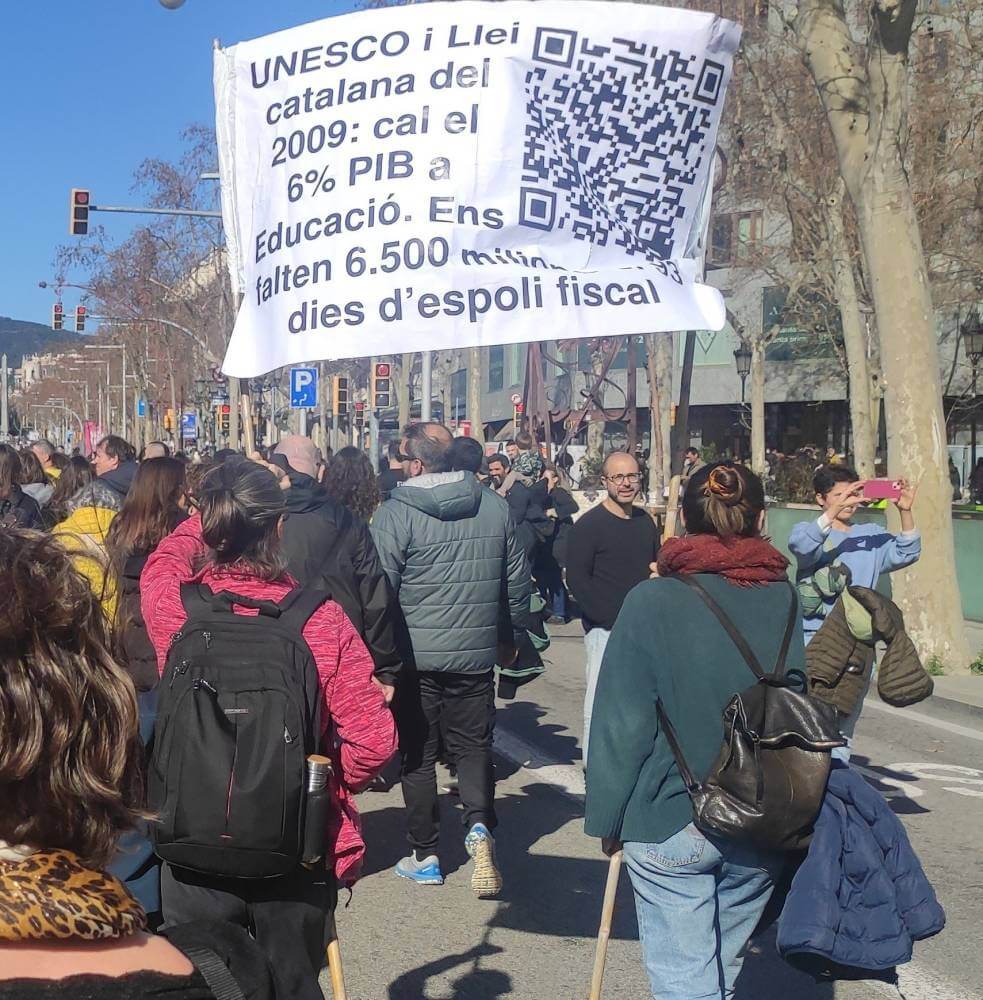 educacion 11022026 manifestacion ley 6 1770827296593