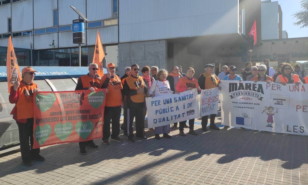 la marea pensionista en el hospital moises broggi de Sant joan despi IMG 20231122 115726 1