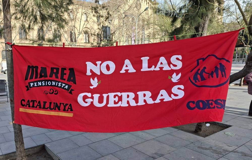 MAREA PENSIONISTA Y COESPE DIUEN NO A LES GUERRES, ELS POBLES NO LES PROVOQUEN.