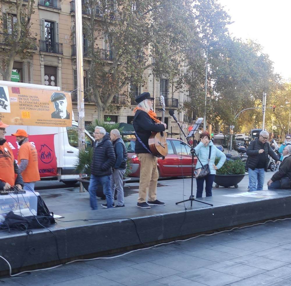 marea pensionista 24112025 Albert el cantant 1764059257642