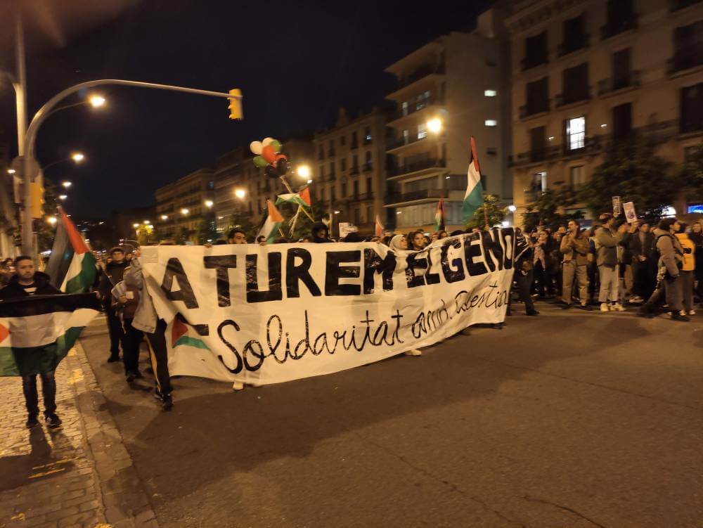 marea pensionista aturem el genocidi IMG 20231111 183525 999 k