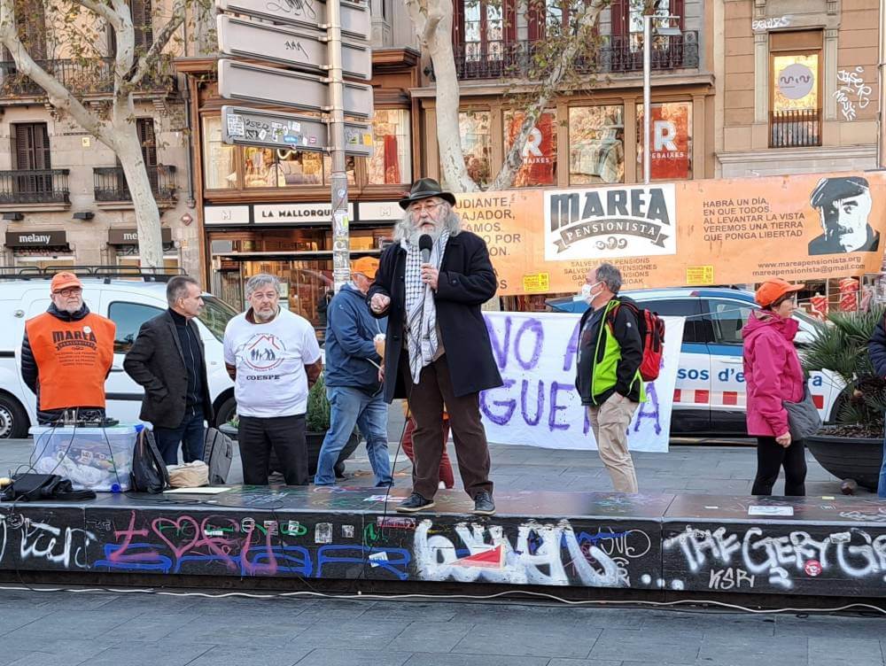 marea pensionista de catalunya 22012024 compaero argentino convocando concentracion plaza sant jaume 20240122 101520 disminuido 1002