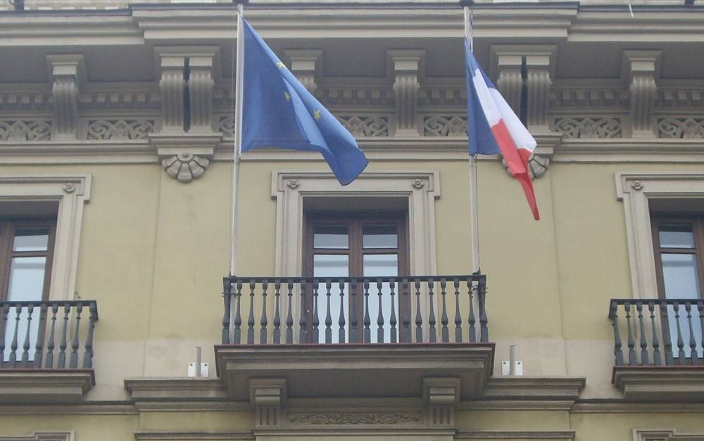 marea pensionista frente al consulado frances manifestacion a favor pueblo francesIMGP7566