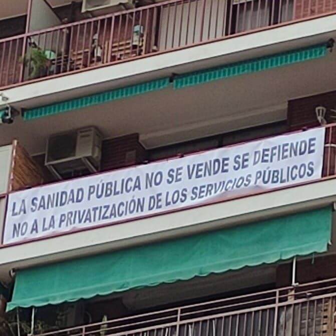LA SANIDAD NO SE VENDE, SE DEFIENDE. NO A LA PRIVATIZACIÓN DE LOS SERVICIOS PÚBLICOS.