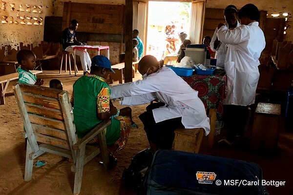 metges sense fronteres campanya de vacun