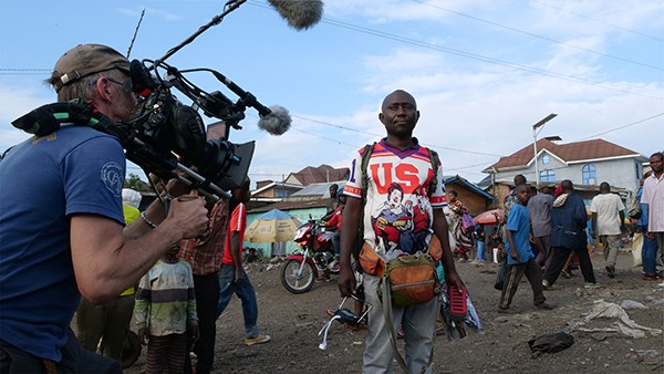 metges sense fronteres documental stop filming us