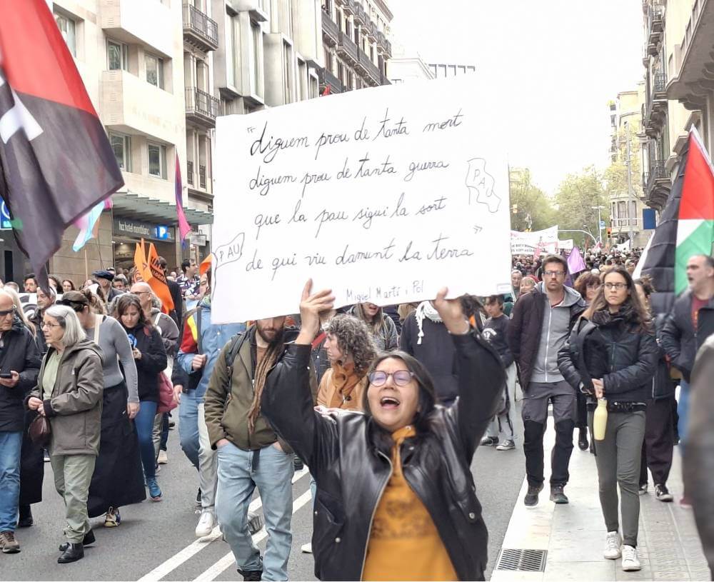 palestina 28032026 pancarta del poeta Miquel Marti i Pol 20260328 181548