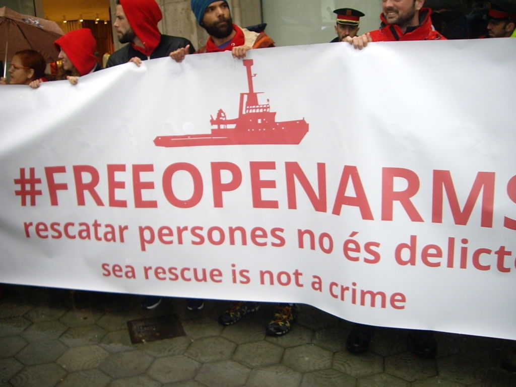 Si salvar vides és un crim, nosaltres cóm uns criminals perquè donem suport a @openarmsfund