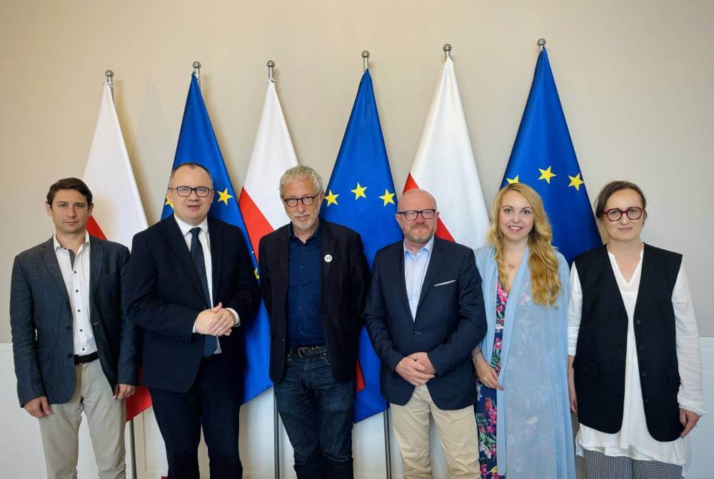 reporters sense fronteres polonia i el dret a la informaci