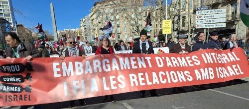 MANIFESTACIÓ A FAVOR DE PALESTINA: EMBARGAMENT D'ARMES JA, RUPTURA TOTAL DE RELACIONS AMB ISRAEL I LLIBERTAT PRESES PALESTINES.. 