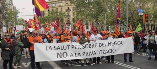 LLUITANT PER LA SANITAT PÚBLICA, AMB FINA SALAZAR, JORDI Y MAXI A L'HOSPITAL DEL MAR.