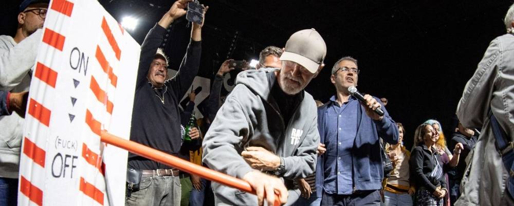 reporters sense fronteres denuncia la lentitud de para conceder una nueva licencia a Tilos Rdio